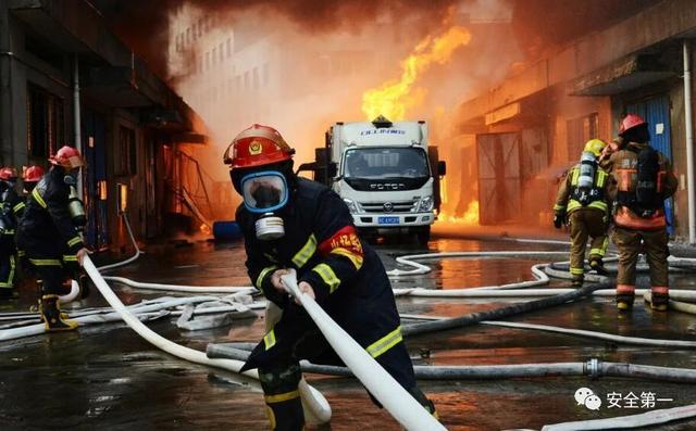 76bec2b930685c1e497651305d547bd.jpg 76bec2b930685c1e497651305d547bd.jpg